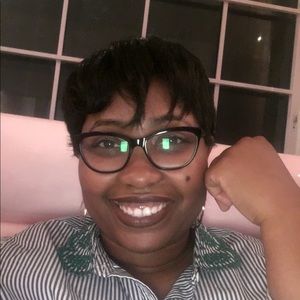 Meet your Posher, Briana